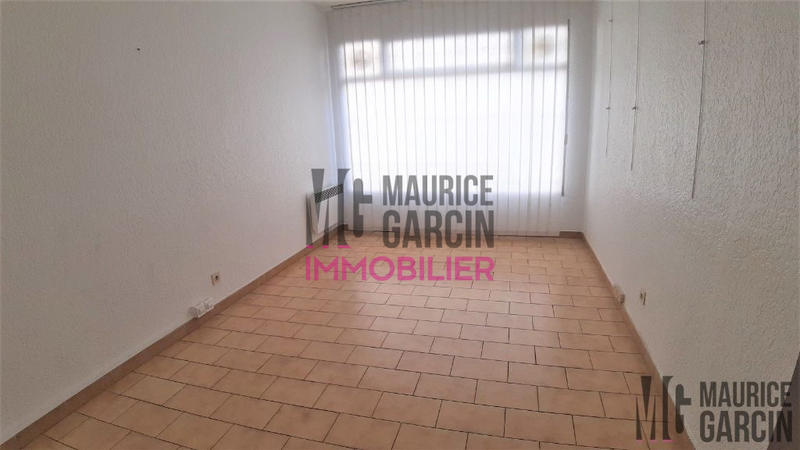 Bureau - 75 m² - 3 pièces