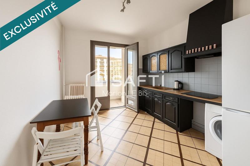 Appartement - 83 m² - 4 pièces