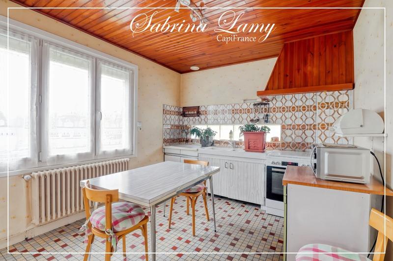 Maison - 90 m² - 5 pièces