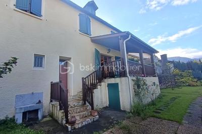 Maison de village - 150 m² - 8 pièces