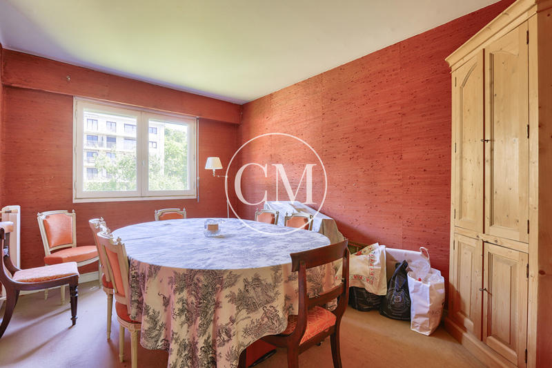 Appartement - 120 m² - 6 pièces