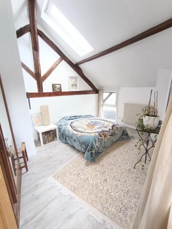 Maison - 261 m² - 11 pièces