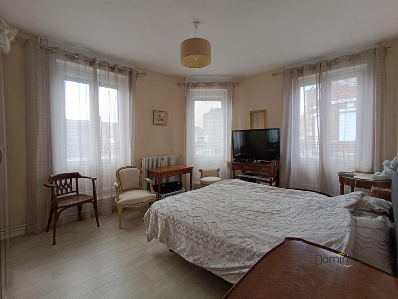 Maison - 191 m² - 7 pièces