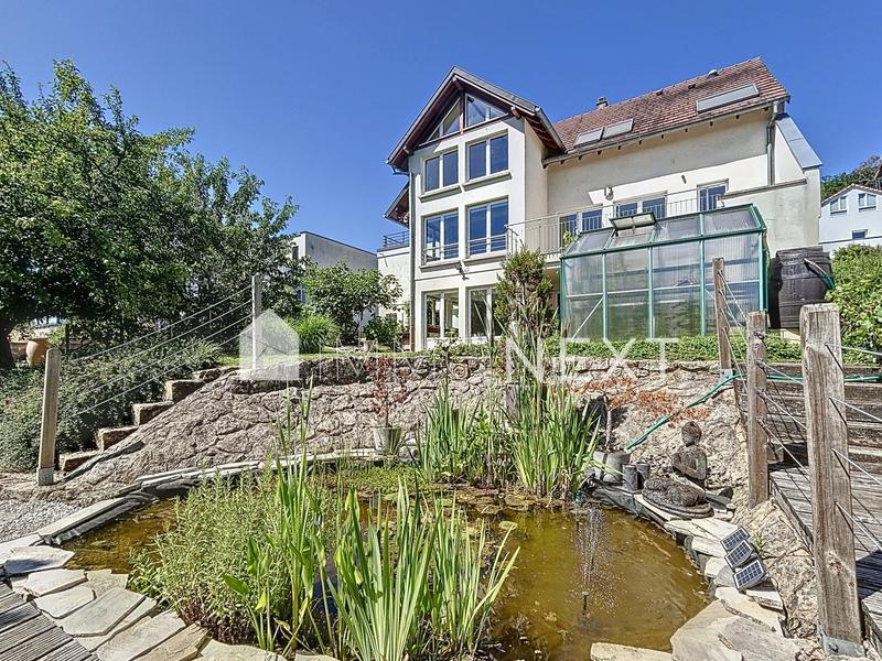 Maison - 222 m² - 9 pièces