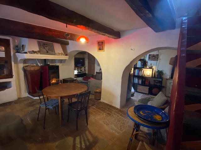 Maison - 104 m² - 4 pièces