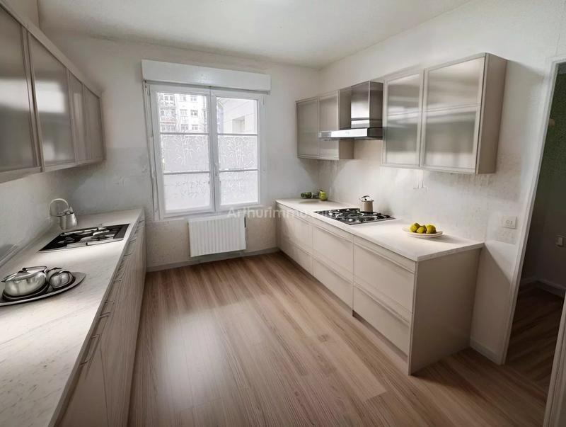 Appartement - 106 m² - 5 pièces