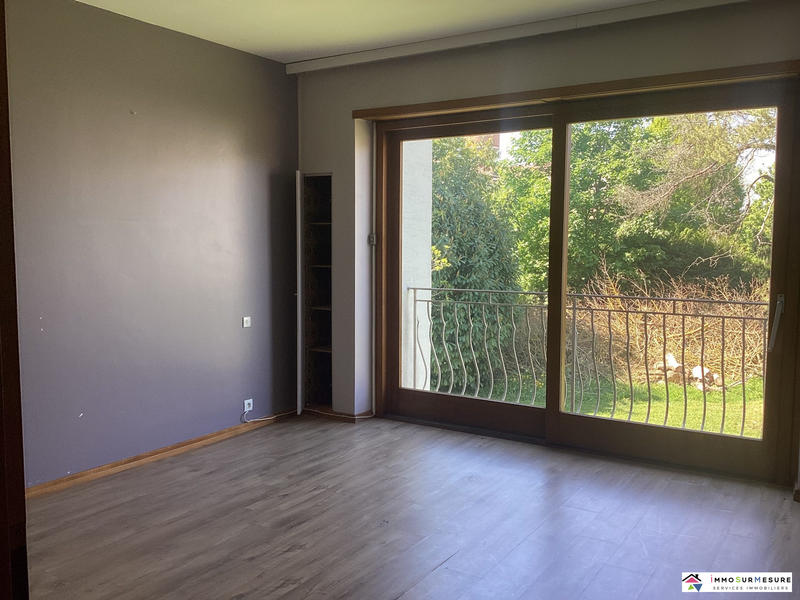 Appartement - 64 m² - 2 pièces