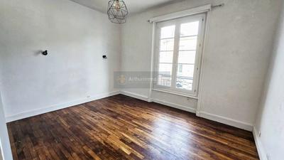 Appartement - 121 m² - 7 pièces