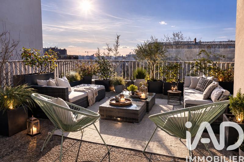 Appartement - 90 m² - 4 pièces