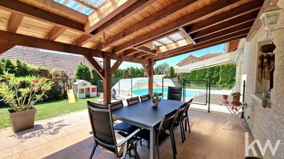 Maison - 189 m² - 8 pièces