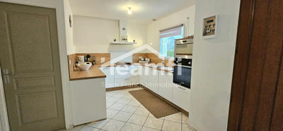 Maison - 95 m² - 5 pièces