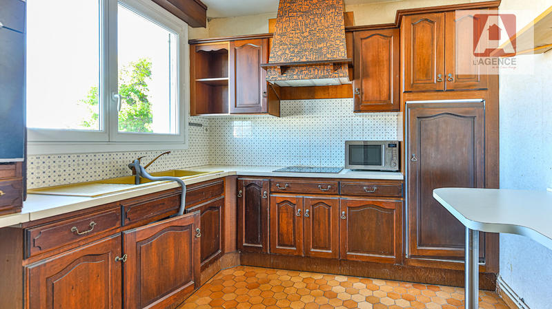 Maison - 91 m² - 4 pièces