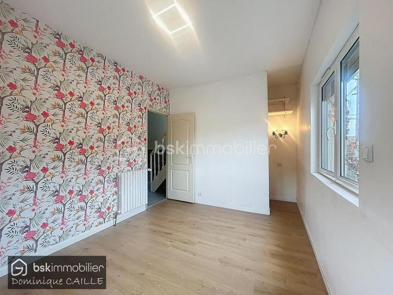 Maison - 144 m² - 5 pièces