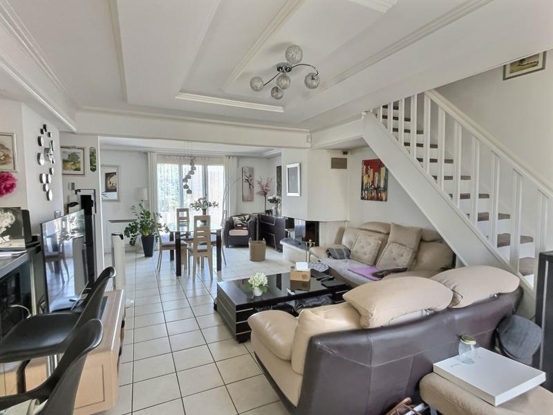 Maison - 109 m² - 5 pièces