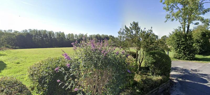 Terrain constructible - 850 m²