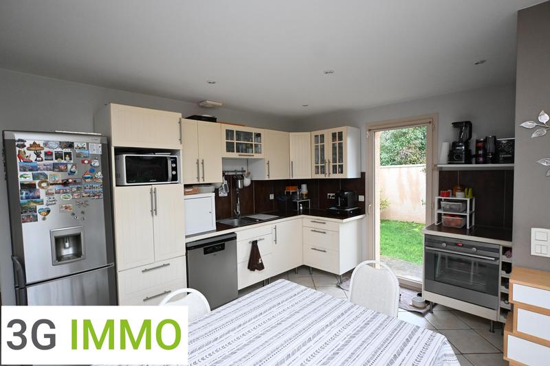 Villa - 100 m² - 6 pièces