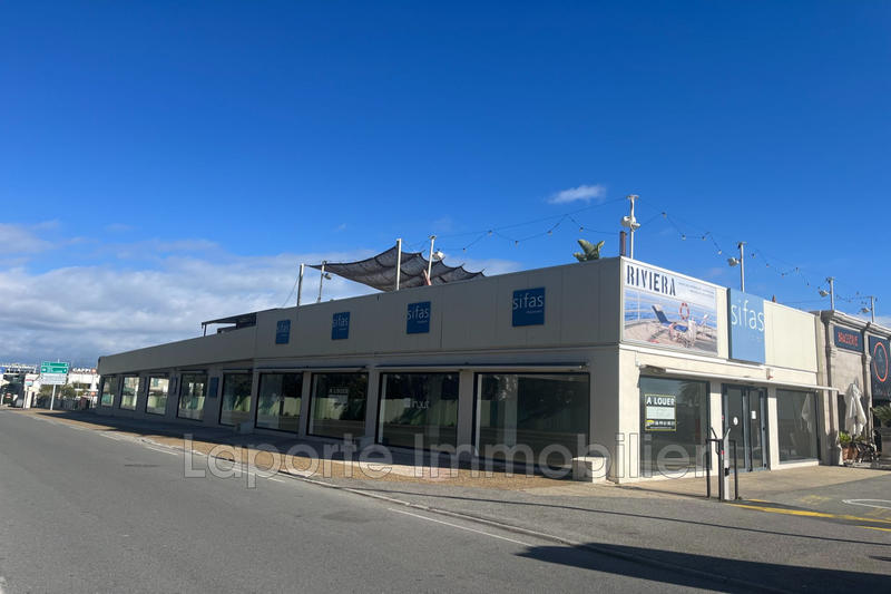 Local commercial - 443 m²
