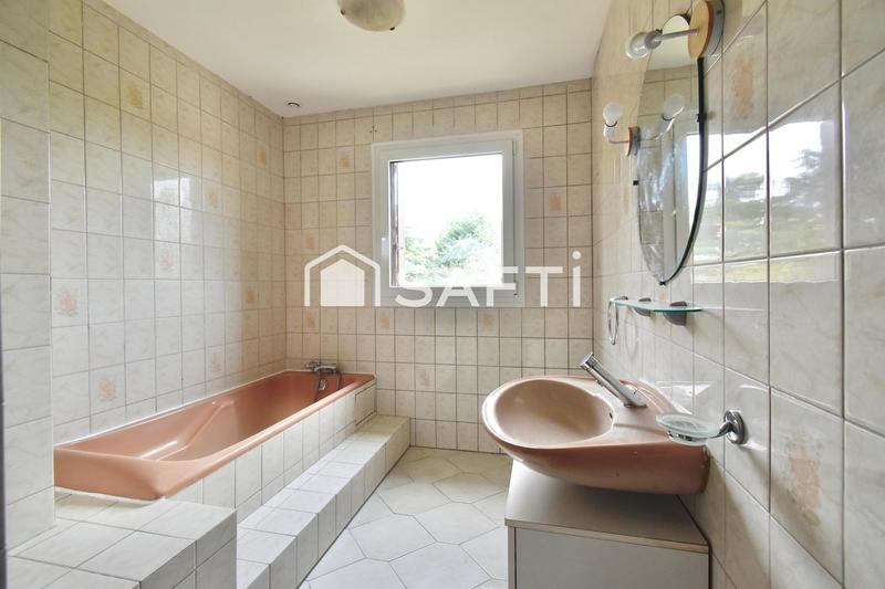 Maison - 135 m² - 5 pièces