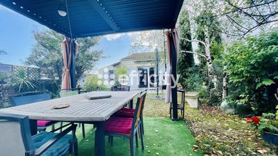 Maison - 76 m² - 4 pièces