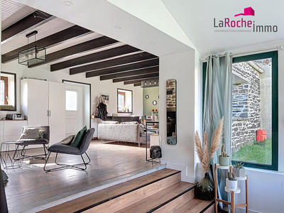 Maison ancienne - 142 m² - 6 pièces