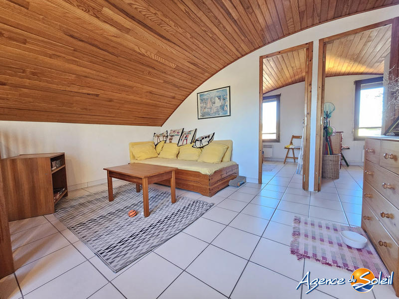 Appartement - 77 m² - 5 pièces