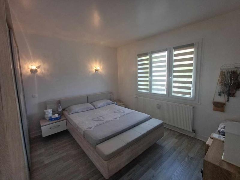 Maison traditionnelle - 128 m² - 5 pièces