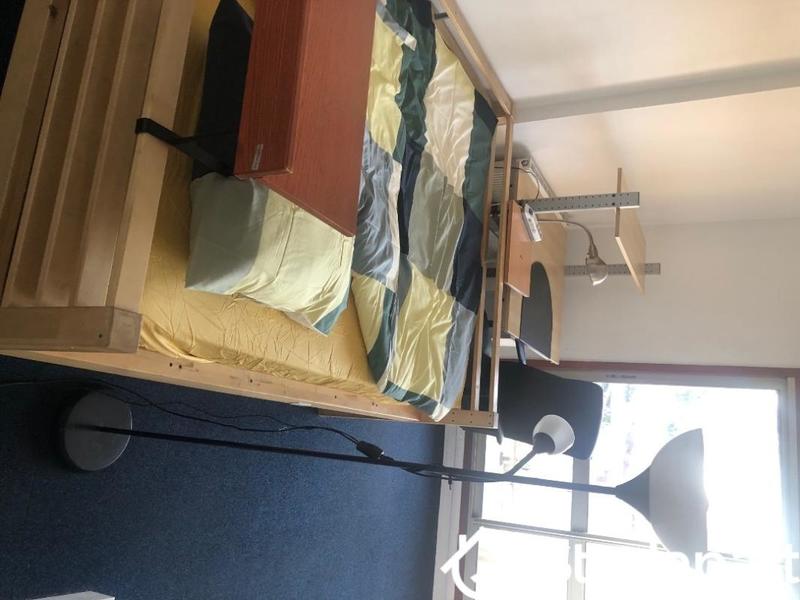 Chambre - 11 m² - 1 pièce