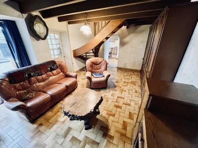 Maison traditionnelle - 95 m² - 5 pièces