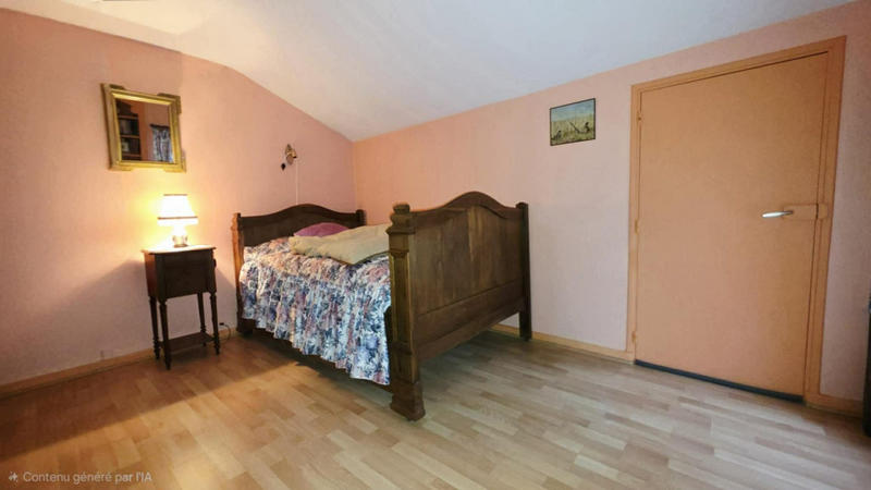 Maison - 216 m² - 10 pièces