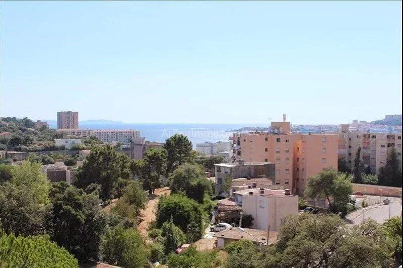 Appartement - 77 m² - 3 pièces