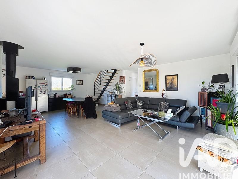 Maison - 137 m² - 5 pièces