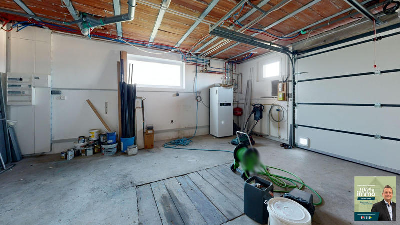 Maison - 239 m² - 6 pièces