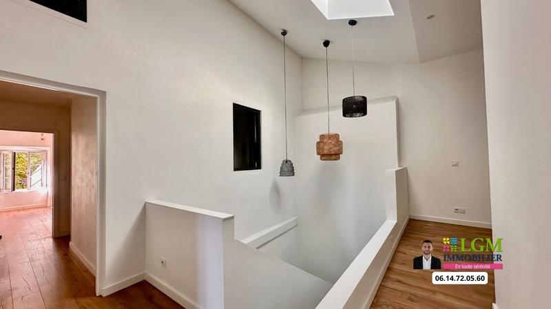 Appartement - 137 m² - 3 pièces