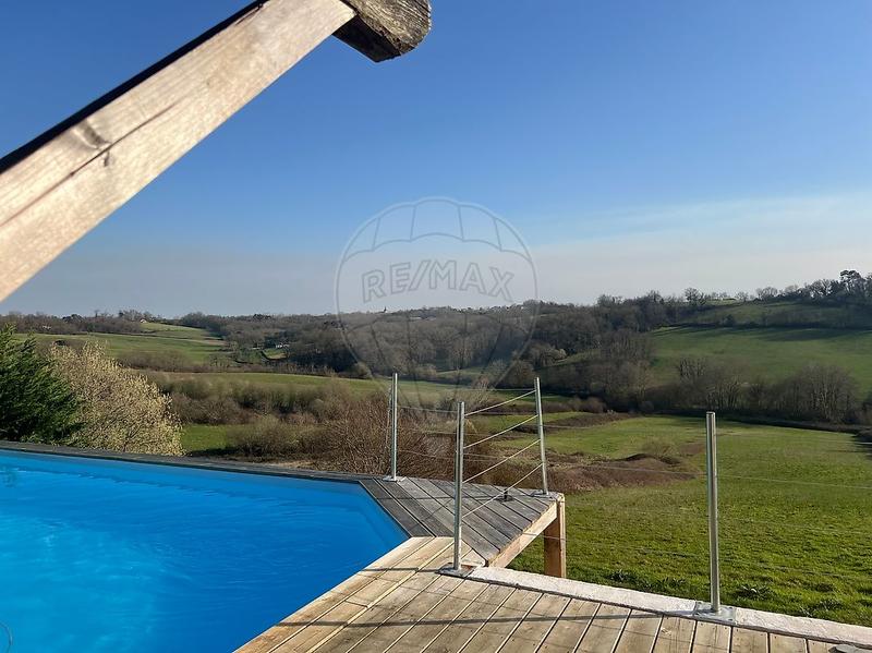 Maison de campagne - 214 m² - 9 pièces