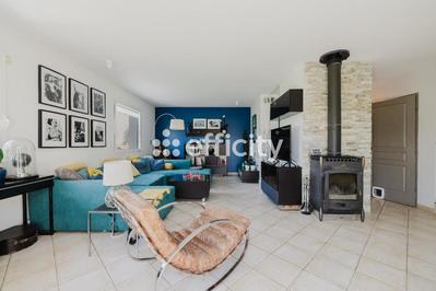 Maison - 168 m² - 6 pièces