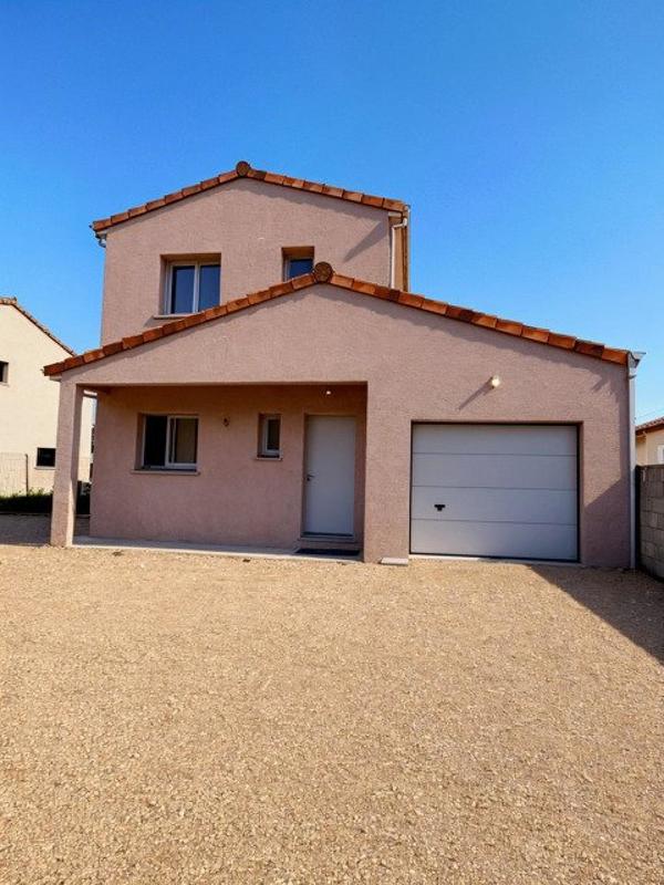 Maison - 90 m² - 4 pièces