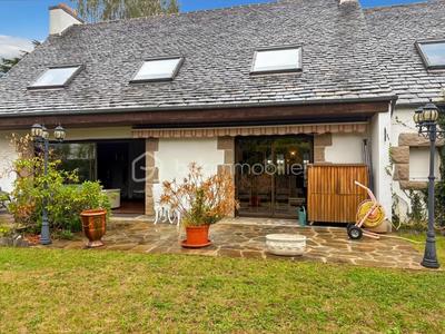 Maison en pierre - 180 m² - 7 pièces