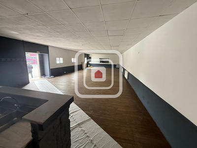 Maison - 642 m² - 14 pièces