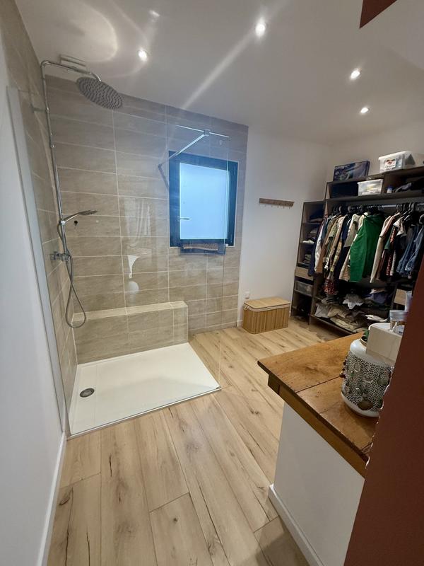 Maison - 143 m² - 5 pièces