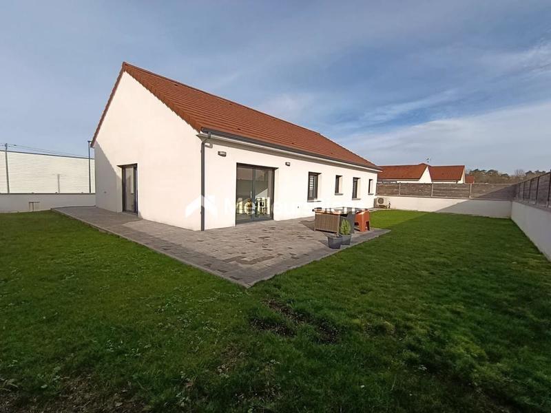 Maison - 120 m² - 4 pièces