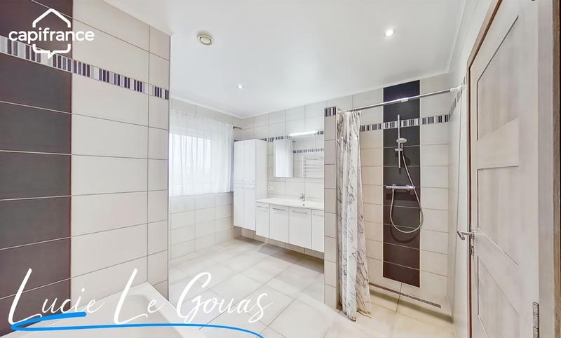 Maison - 135 m² - 4 pièces