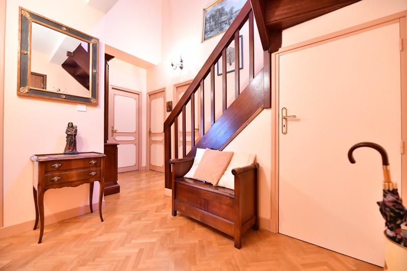 Appartement - 103 m² - 5 pièces