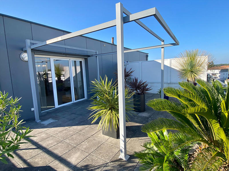 Appartement - 95 m² - 3 pièces