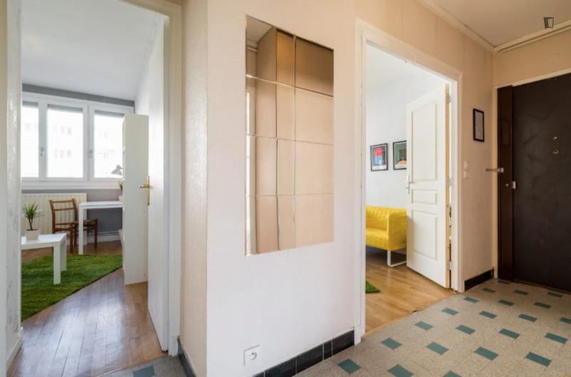 Chambre - 10 m² - 3 pièces