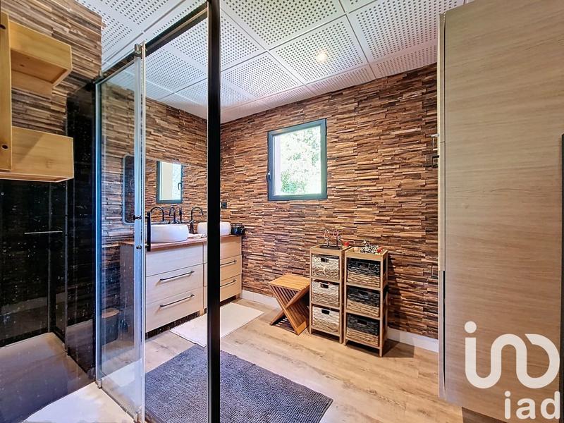 Maison - 183 m² - 7 pièces