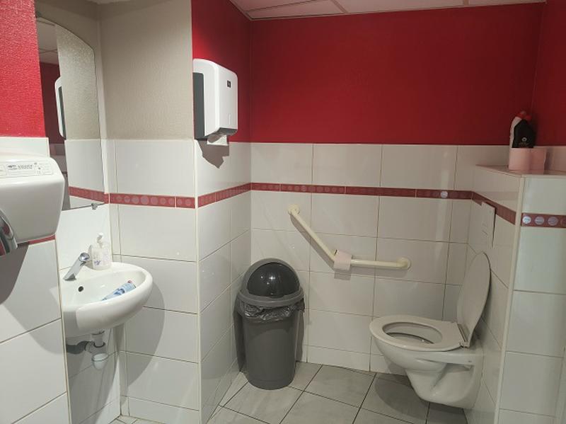 Fonds de commerce - 100 m²