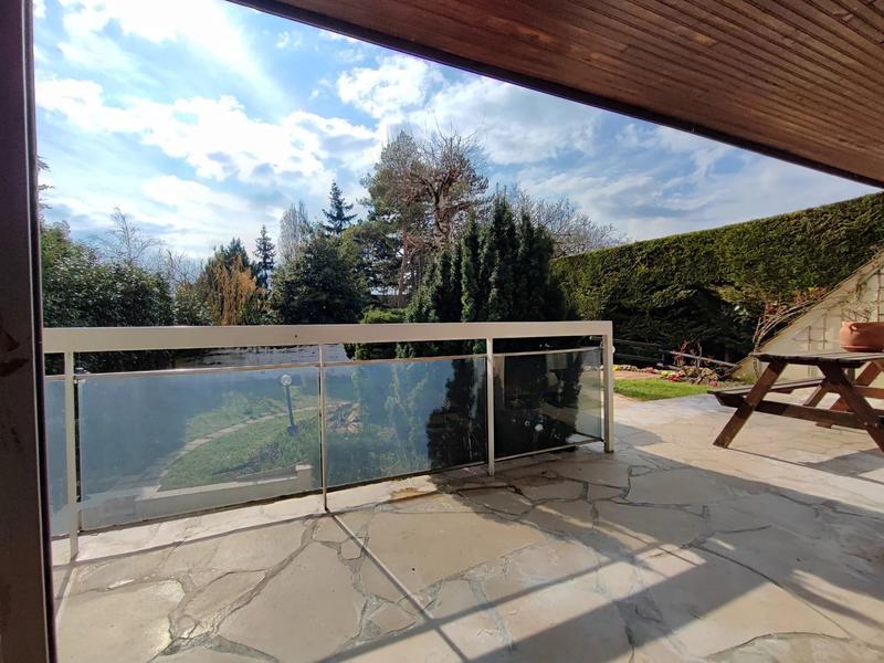 Maison - 200 m² - 10 pièces