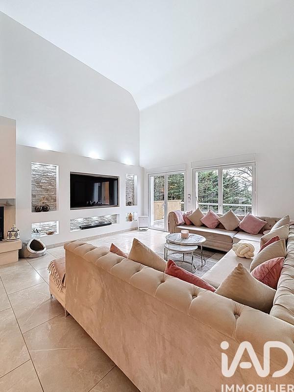 Maison de maîtres - 350 m² - 13 pièces