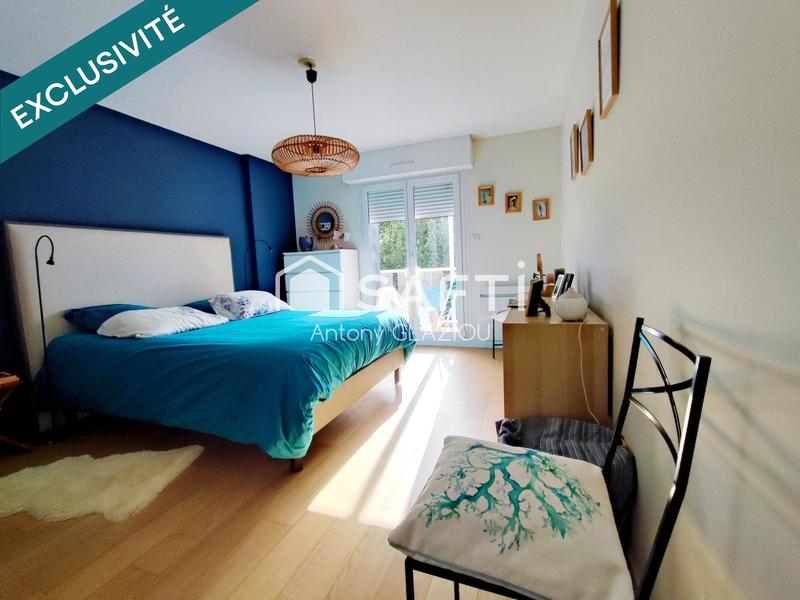 Appartement - 102 m² - 4 pièces