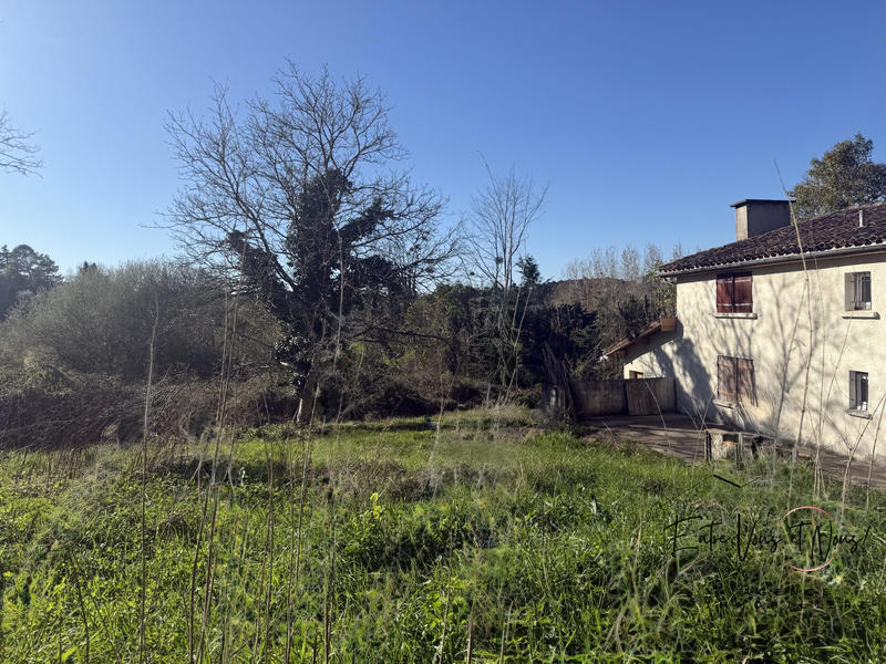 Maison ancienne - 142 m² - 9 pièces